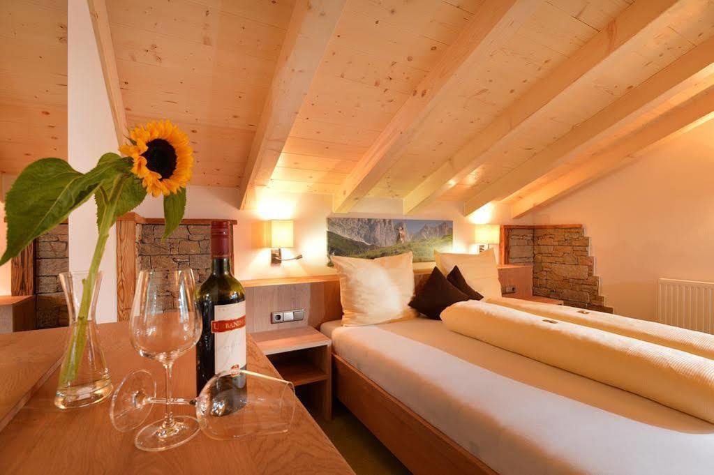 Hotel Reitlwirt Бріксен-ім-Тале Екстер'єр фото